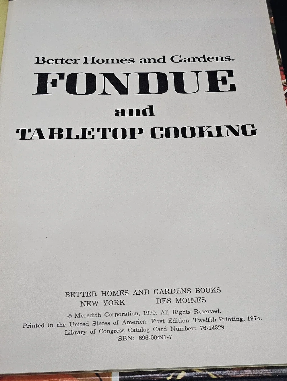 Better Homes and Gardens Yellow Fondue and Tabletop Cooking Guide 1970